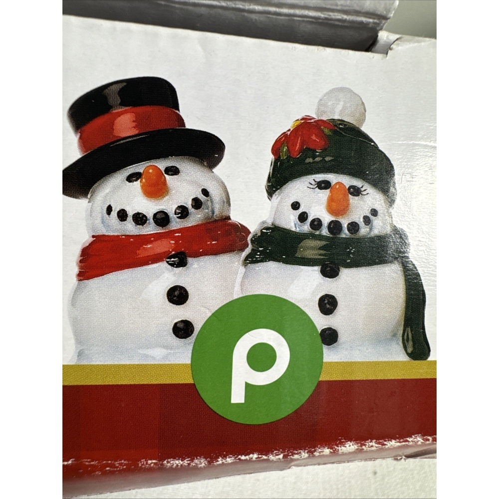 Publix 2014 Holiday Snowfolk‎ Salt & Pepper Shaker Set Holiday Snow Man Woman